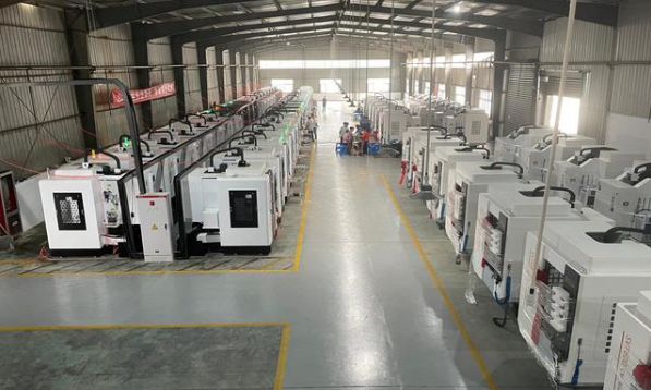 <strong>cnc是怎么工作？其實就是數(shù)控加工中心</strong>