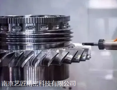 <strong>藝匠微孔加工設(shè)備|應(yīng)戰(zhàn)超高精細(xì)加工技術(shù)難點(diǎn)</strong>