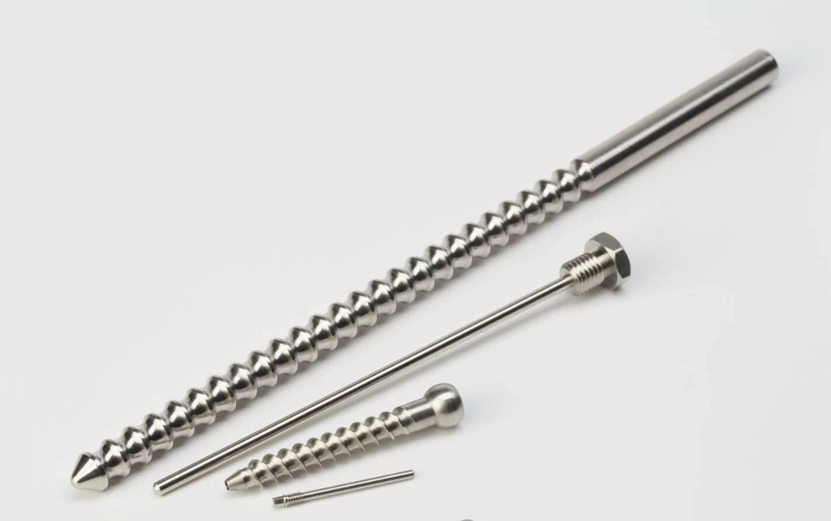 【醫(yī)療革新前沿】精密CNC加工：重塑骨科醫(yī)療，讓每一步行走重獲新生！